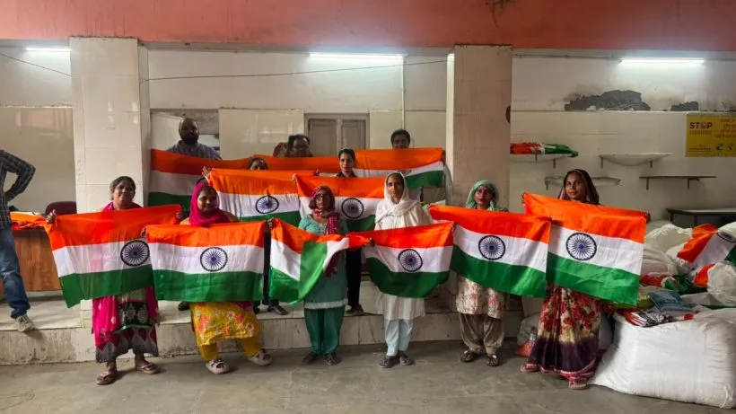Delhi : ‘हर घर तिरंगा’ अभियान में दिल्ली के स्वयं सहायता समूहों की होगी महत्वपूर्ण भागीदारी : CM रेखा गुप्ता