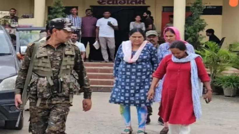Khunti Police Station Incharge ArrestedBribery Case