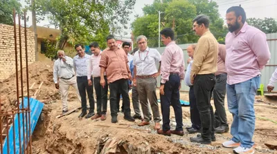 Delhi : MCD आयुक्त ने दक्षिणी दिल्ली का लिया जायजा, ढलाव घरों पर दो-दो FSTS लगाने के निर्देश
