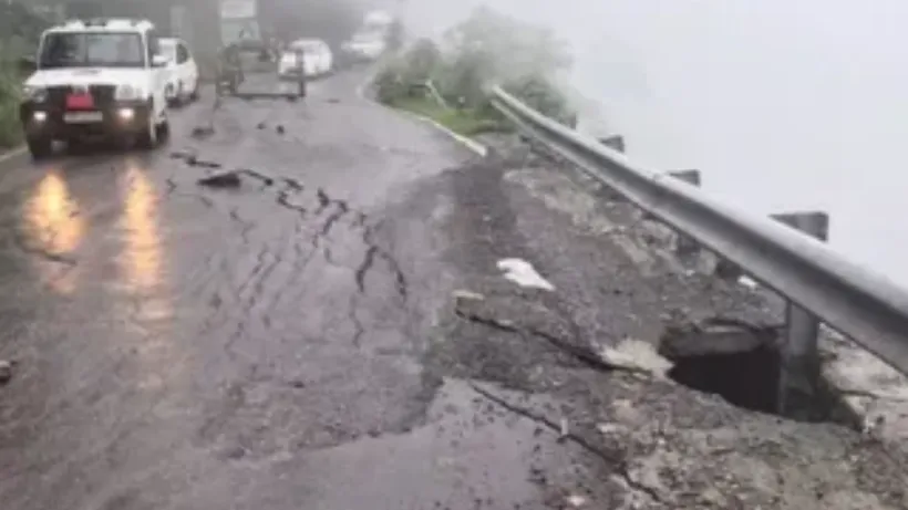Mussoorie Road Closed