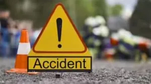 Delhi : मजलिस पार्क मेट्रो स्टेशन के पास दर्दनाक हादसा, स्कूल बस की टक्कर से छात्रा की मौत