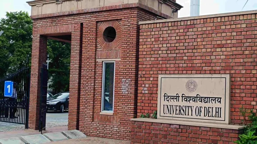 Delhi : दिल्ली यूनिवर्सिटी स्टूडेंट्स यूनियन चुनाव के दौरान प्रिंटेड सामग्री पर रहेगी पूरी तरह से रोक