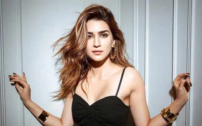 kriti sanon froze her eggs( SOURCE: Social Media)