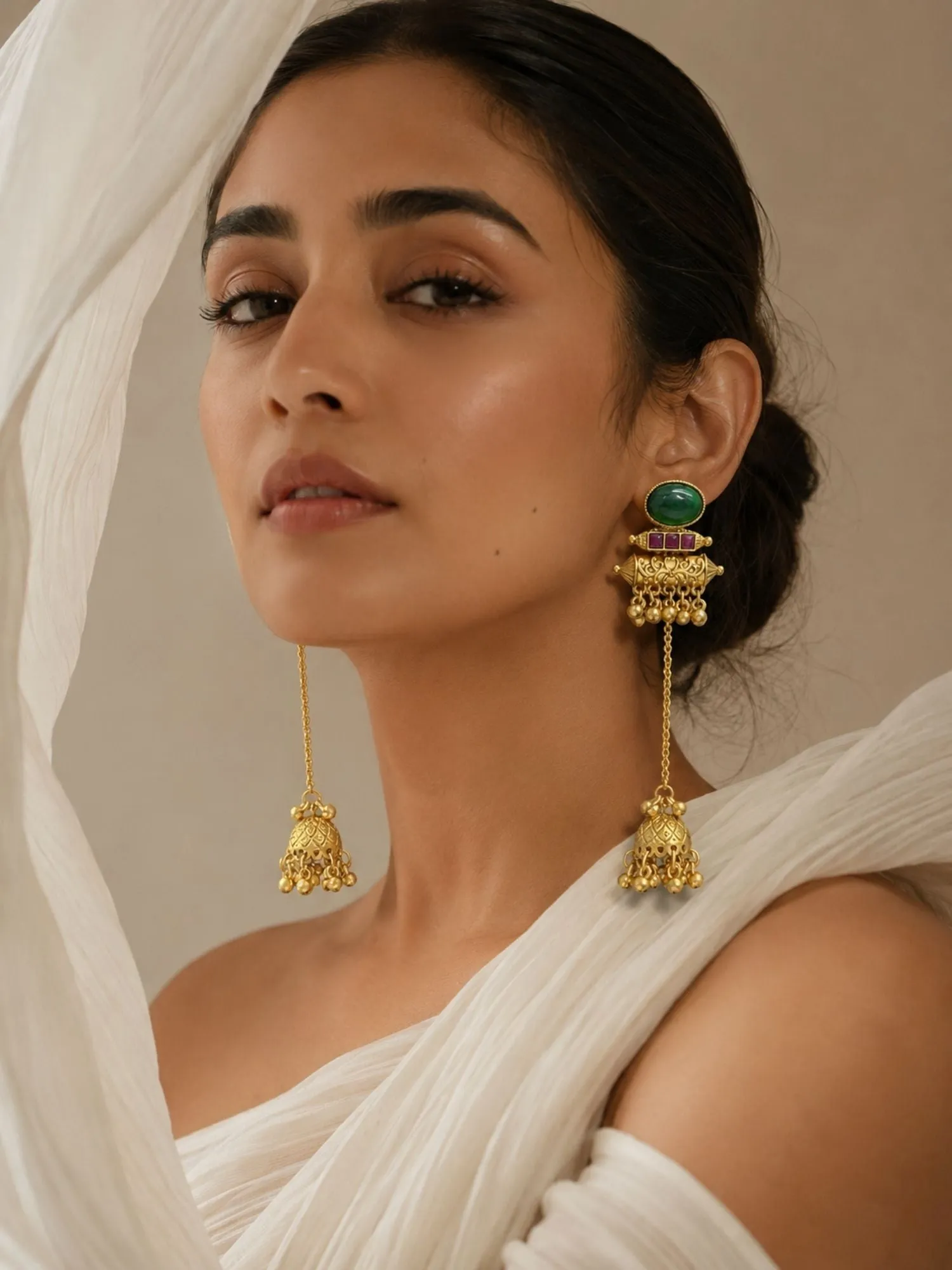 round face earrings designs