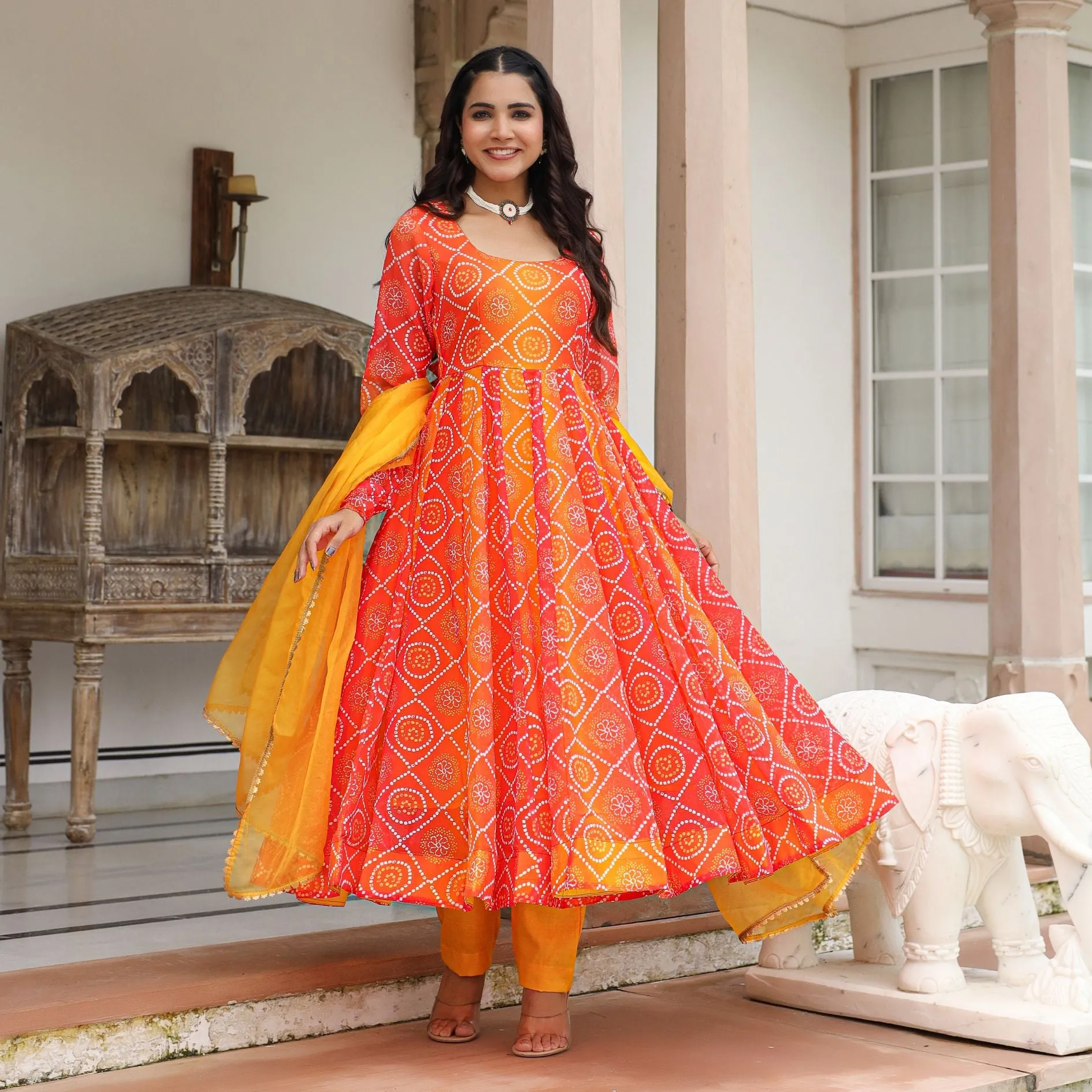 Latest Bandhej Suit Designs( Source: Social Media)