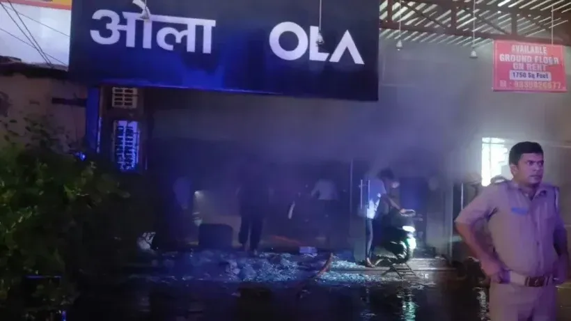 Kanpur Ola Showroom Fire