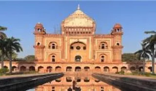 Safdarjung Tomb