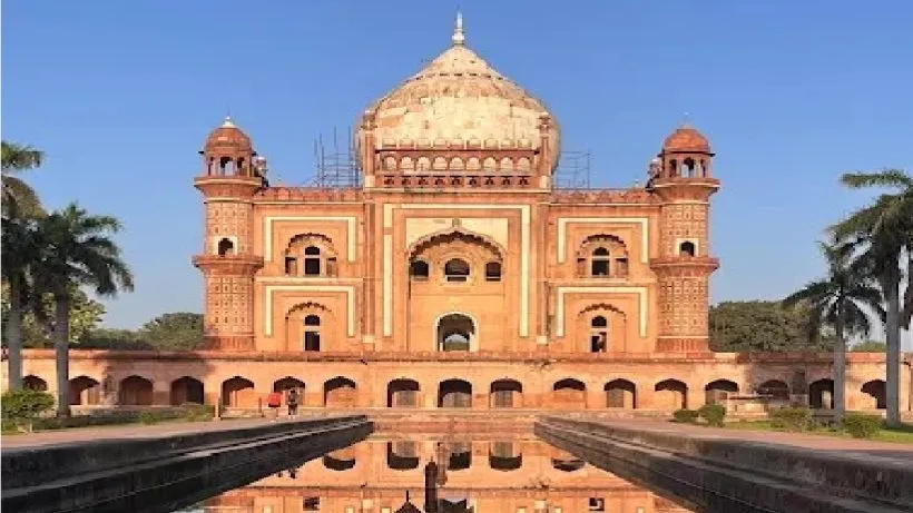 Safdarjung Tomb