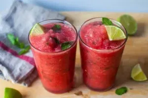 Easy homemade festive drinks