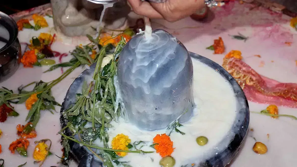 Shivling Puja