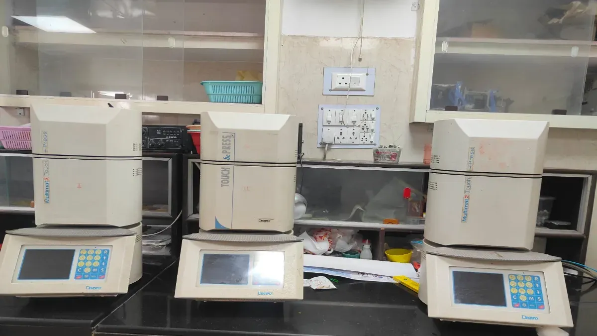 KGMU Prosthodontics Department