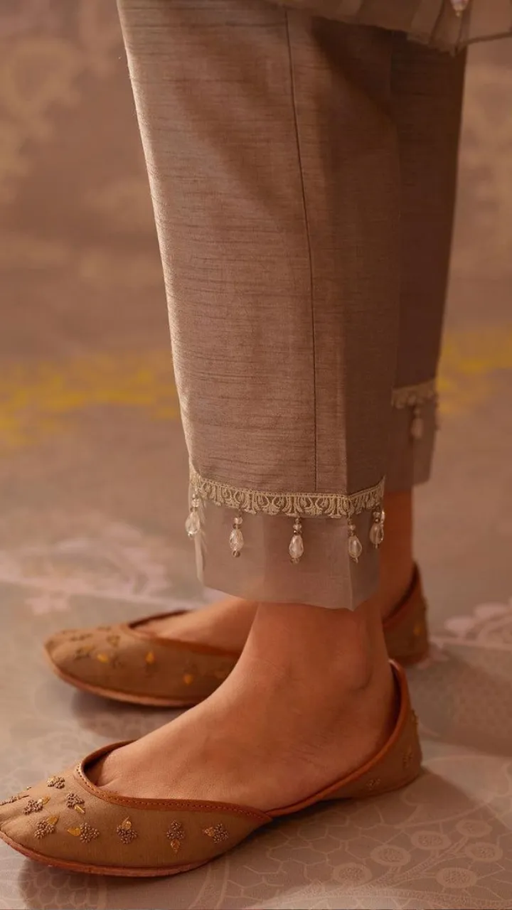 Latest Salwar Mohri Design( Source: Social MEDIA)