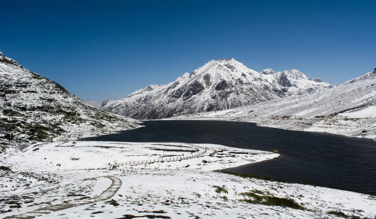 Best Snow-Covered Roads Trips