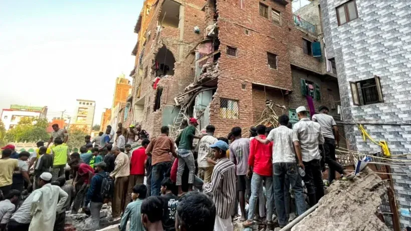 Delhi Seemapuri building collapse