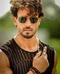 Tiger Shroff Attack Mumbai