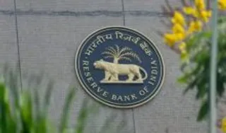 RBI Steps to Control Rupee Fall (credit social media )
