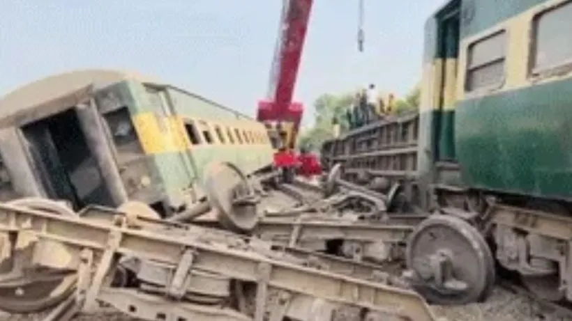 Pakistan Rehman Baba Express Train Accident (credit social media )