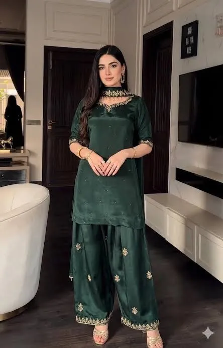 Navratri Day 9 Peacock Green Outfit Ideas