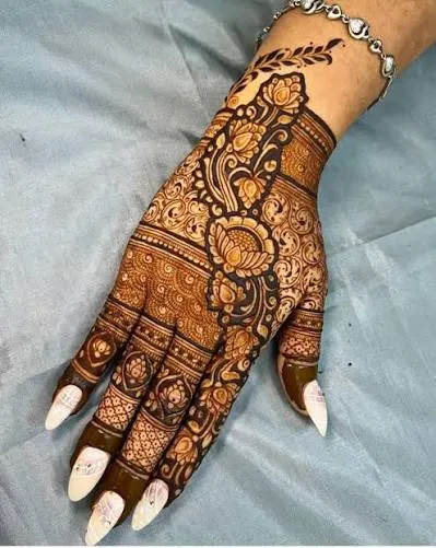 Navratri Mehndi Designs( Source: Social Media)